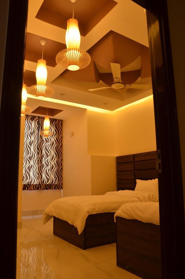 Hotel Bellevue inn Gangānagar Buitenkant foto