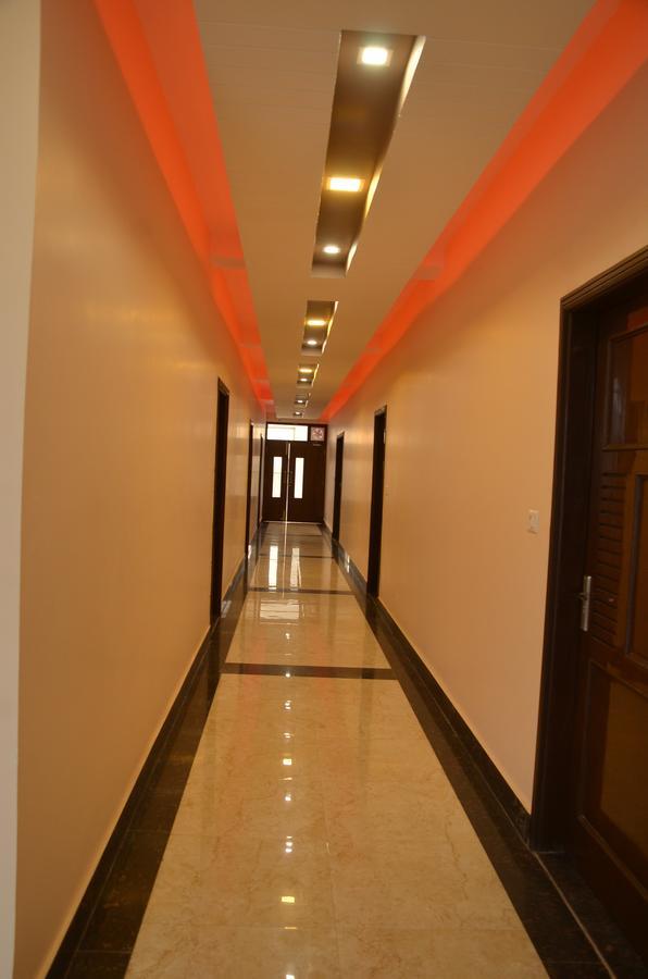Hotel Bellevue inn Gangānagar Buitenkant foto